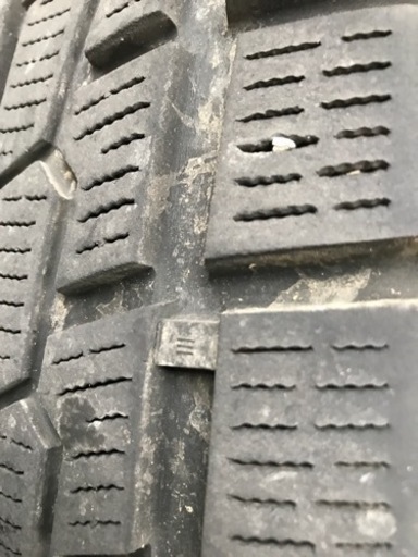 プラドスタッドレス　265/65 R17 ナット付き