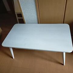 テーブル(引出しつき)の画像