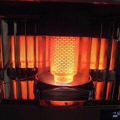 動作確認済 サンポット UFH-7731UKC 床暖内蔵煙突式石油暖房機 16年製 Kabec カベック UFH-7731UKC-W (S816nyxY)の画像