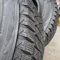 ブリジストン  ブリザック 225/65R17スタッドレスタイヤの画像