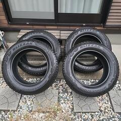 ブリジストン  ブリザック 225/65R17スタッドレスタイヤの画像