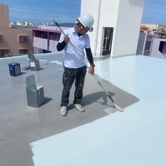 　塗装スタッフの画像