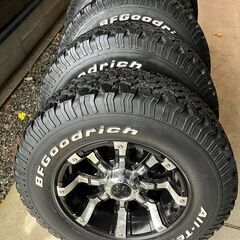 【取引終了】BFGoodrich 265/70R16 MGビースト16X8.0J 4本