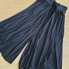 ほぼ新品　ワイドパンツ　ガウチョパンツ