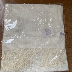 《未使用品》薄手　ストールの画像