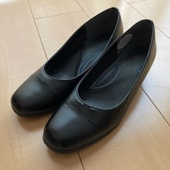 【中古】パンプス黒　23.0EEE