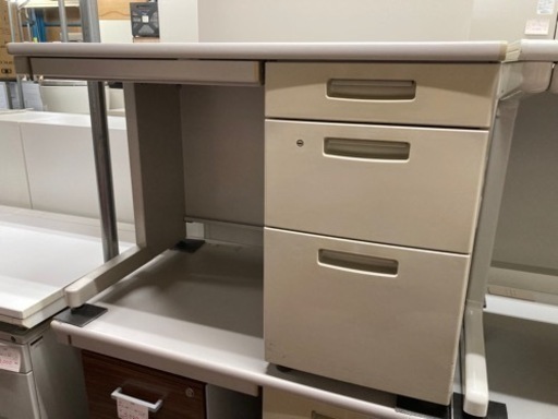 コクヨ 片袖机 カギ有 幅100cm 中古
