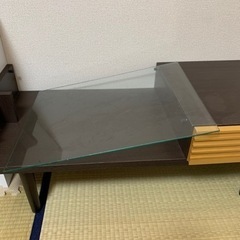 ガラステーブル　引き出し付きの画像