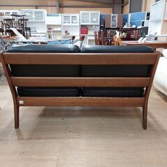 商談中【愛品倶楽部柏店】　ＩＤＣ大塚家具／起立木工　ノルディ―　ラブソファー　ウォールナット材の画像