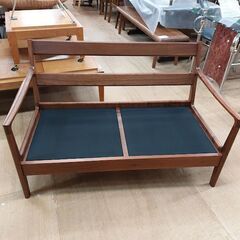 商談中【愛品倶楽部柏店】　ＩＤＣ大塚家具／起立木工　ノルディ―　ラブソファー　ウォールナット材の画像