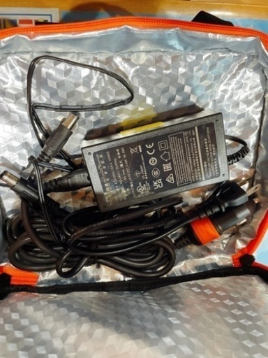 取引中！jackery ポータブル電源 240セット