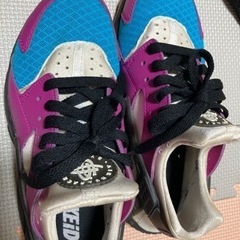 【11月末まで】NIKEスニーカー　エアハラチ