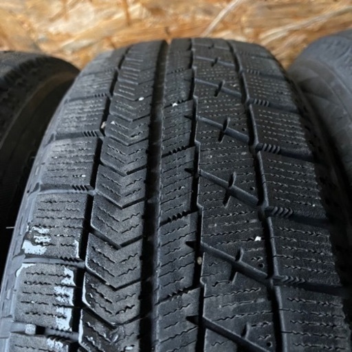 バリ山　BRIDGESTONE ブリヂストン　ブリジストン　VRX 165/60R15 スタッドレス タイヤ　2020年製　15インチ