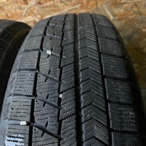 バリ山　BRIDGESTONE ブリヂストン　ブリジストン　VRX 165/60R15 スタッドレス タイヤ　2020年製　15インチ