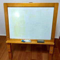 ホワイトボード　レジのおもちゃ　テント