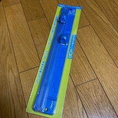 スライド式カッター　裁断に便利！