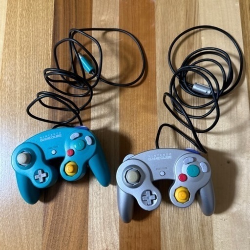 ゲームキューブ　コントローラー2個セット