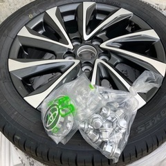 最終値下げ】新型ヴォクシー ノア タイヤ 純正 新車納車前外し