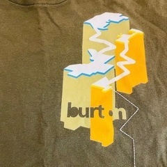 Burton カーキ色　Mサイズ　Tシャツの画像