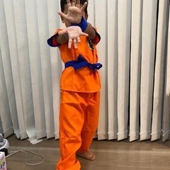 コスプレ⭐︎ドラゴンボール⭐︎キッズ用（※背中の亀ロゴ一部にのり剥がれあり）の画像