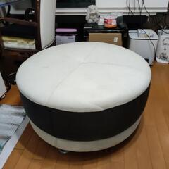【12/5までに決まらなければ破棄】円形スツール(ソファ)