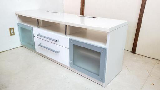 収納たっぷりテレビボード　3000円\n\n\n