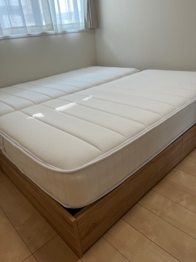 【美品】使用期間1年　ベッドフレーム・マットレスセット(シングル×2)