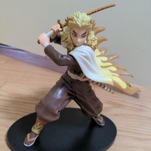 鬼滅の刃　煉獄杏寿郎　フィギュア　セピアカラー