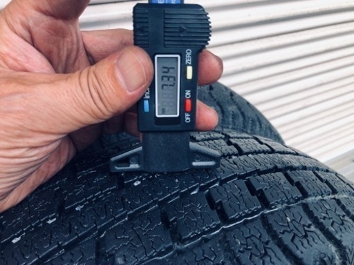 冬タイヤ 155/65R13 アルミ付きスタッドレス 4本組