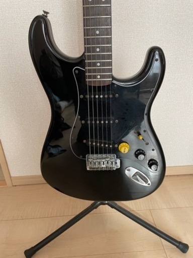 スクワイヤーbyフェンダー ストラトキャスター ギター