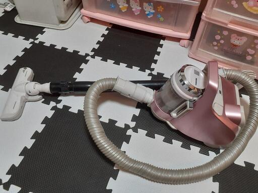 濃いピンクのキャニスター式サイクロン掃除機 お取引中