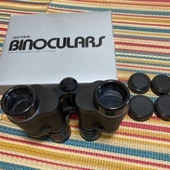 双眼鏡の画像