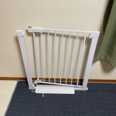 Tokkidas ベビーズゲート　中古品