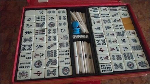 秋の発掘品　麻雀碑