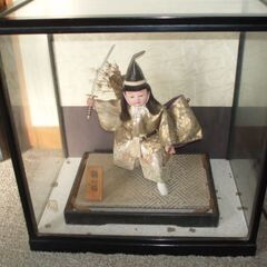 日本人形　4０×40×25ガラスケース入り自宅渡し無料