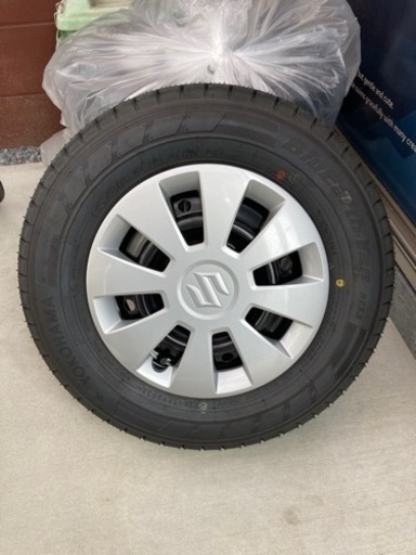 タイヤ&ホイールキャップ（11／17値下げしました）