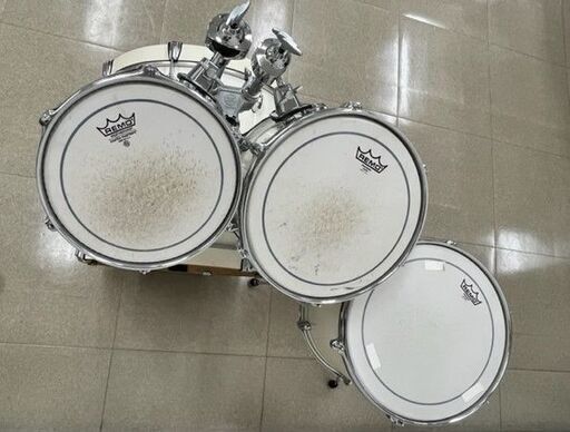 参考音源聴けます！新品ヘッドも付けちゃいます！YAMAHA　Stage Custom Birch 20セット！