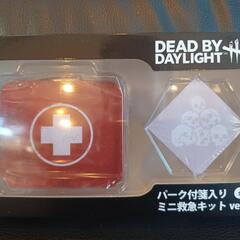 デッドバイデイライト　パーク付箋入り ミニ救急キット デットハー...