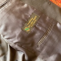 紺ブレザー　金ボタンの画像