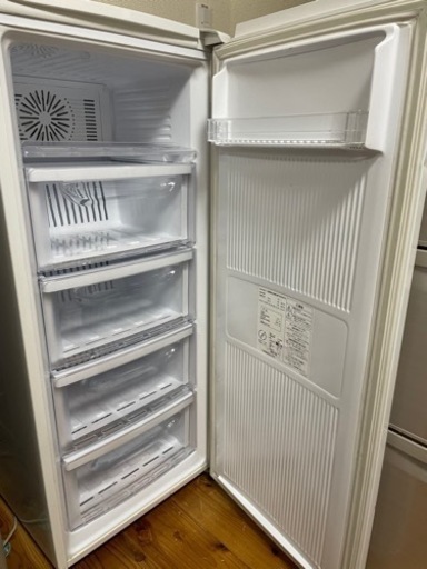 （決まりました）最終値下げです　三菱 電気冷凍庫