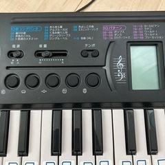 電子ピアノ　カシオ　電源アダプタ付きの画像