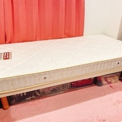 シングルベッド、マットレス