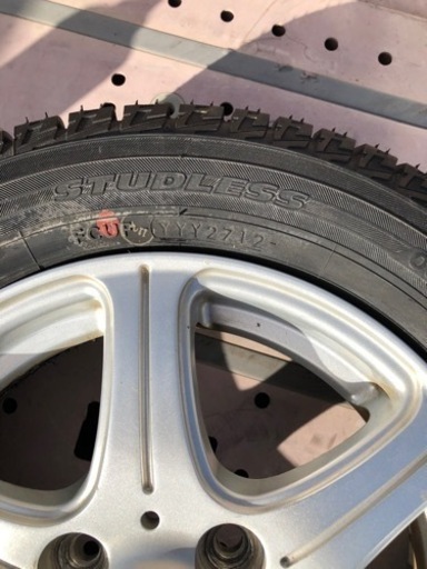 【　最　終　価格　】スタッドレス　１５５/６５Ｒ１３　アルミホイール付き