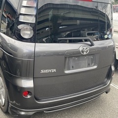 トヨタ　シエンタ　です