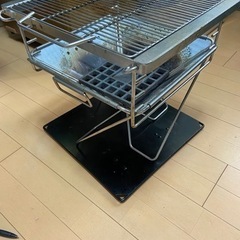 festum焼き台　焚き火台　中古　（使い捨て網４枚付き）の画像