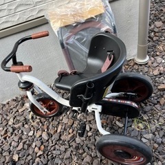 値下げ！三輪車 ピープル コマワリ三輪車 使用少ないの画像