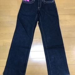 ピンクポケット　ジーンズの画像