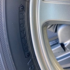 ●キャンセル待ち●スタッドレスタイヤ　ブリヂストン　185/60 R15 ホイル付き　4本　まだまだ使用可の画像