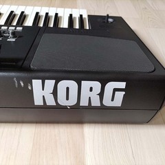 KORG PA300 シンセサイザー　スタンド付の画像