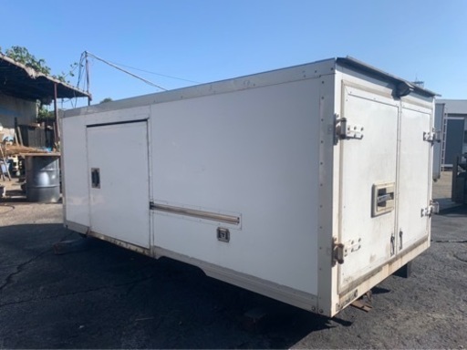 No.675 ⚠️引取限定⚠️  アルミ 箱 バイク 倉庫 トラック コンテナ 米 保管庫 物置 DIY